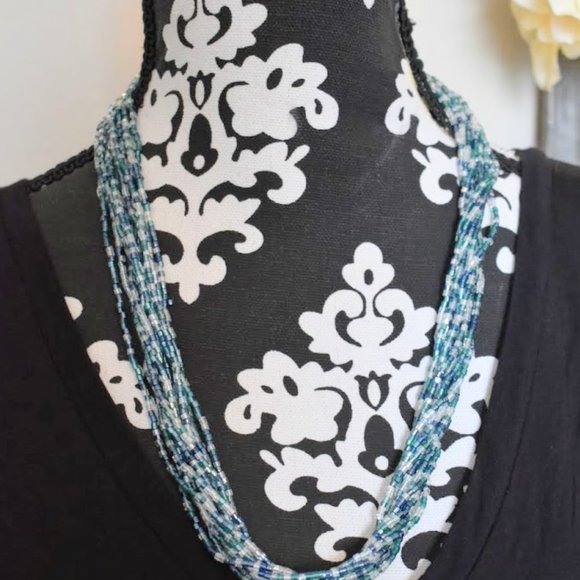 Beaded multi strand Necklace set - Picture 2 of 12